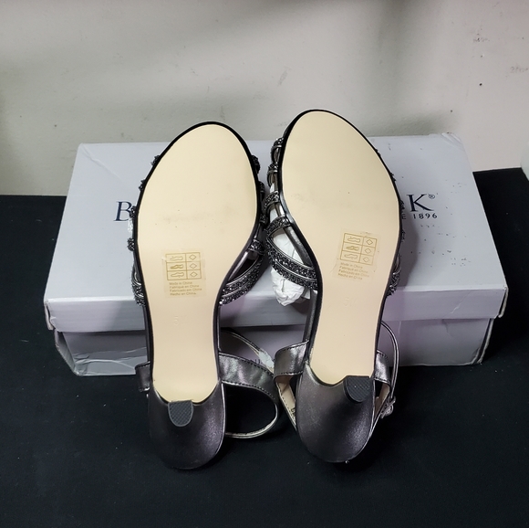 TOUCH UPS Women's Amara Heeled Sandal, Size 5, Pewter - Picture 10 of 12